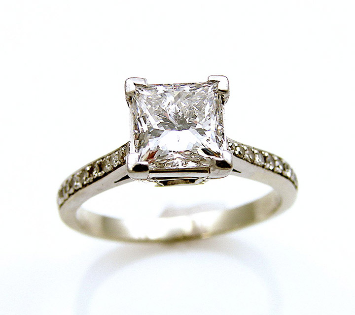 ladies handmade engagement ring with center diamond