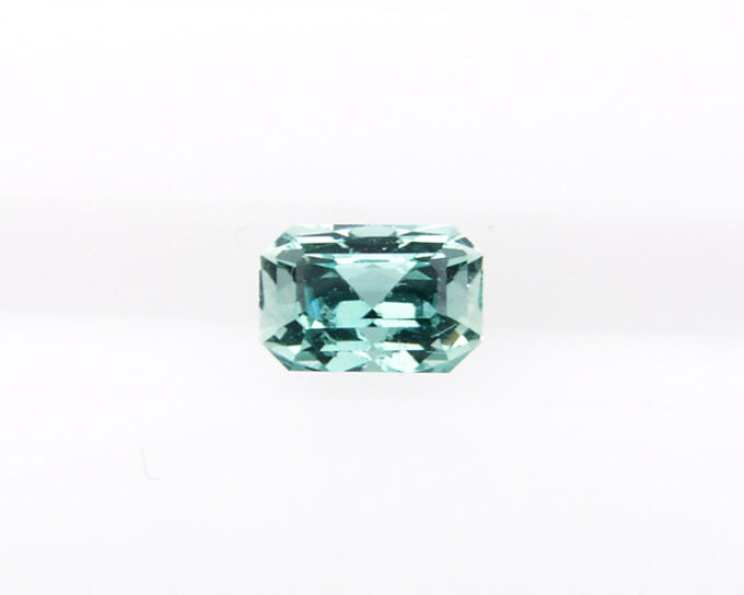 coloured stone Zambian emerald