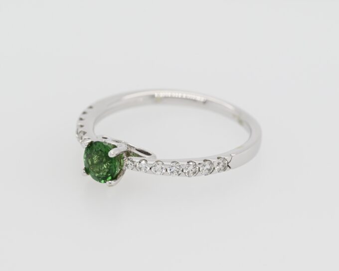 18K White Gold Tsavorite Ring