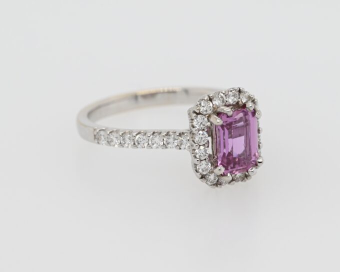 18K White Gold Pink Sapphire Ring